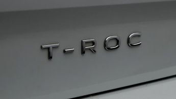 Volkswagen T-Roc LIFE TSI DSG