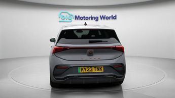 CUPRA Born V3