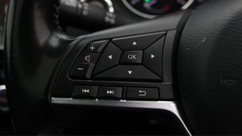 Nissan Qashqai DIG-T ACENTA PREMIUM DCT