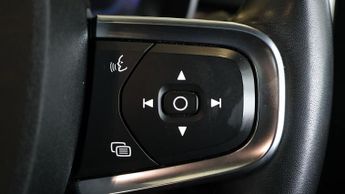 Volvo C40 RECHARGE PRO TWIN AWD