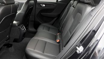 Volvo XC40 P8 R-DESIGN AWD