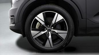 Volvo XC40 P8 R-DESIGN AWD