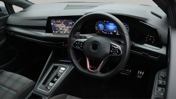 Volkswagen Golf GTI TSI DSG