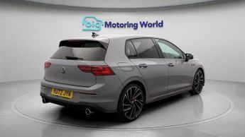 Volkswagen Golf GTI TSI DSG