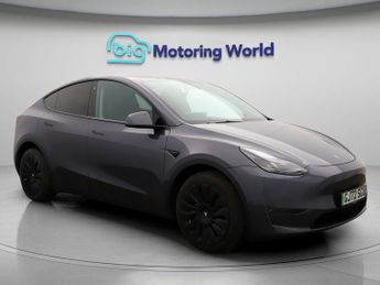 Tesla Model Y LONG RANGE AWD