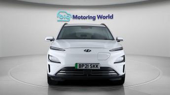 Hyundai KONA PREMIUM
