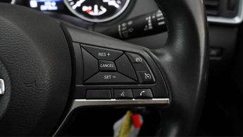 Nissan Qashqai DIG-T ACENTA PREMIUM DCT
