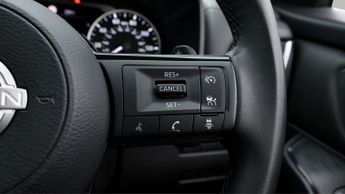 Nissan Qashqai DIG-T ACENTA PREMIUM DCT