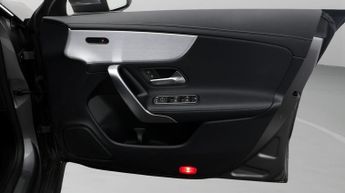 Mercedes-Benz CLA CLA 200 AMG LINE
