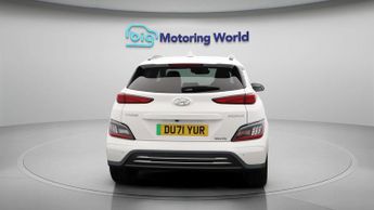 Hyundai KONA PREMIUM