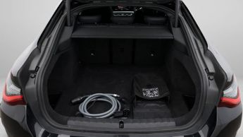 BMW i4 EDRIVE40 M SPORT
