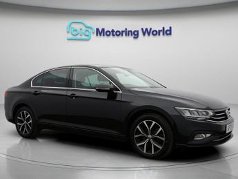 Volkswagen Passat SEL TSI EVO