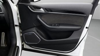 Audi Q3 TFSI S LINE BLACK EDITION