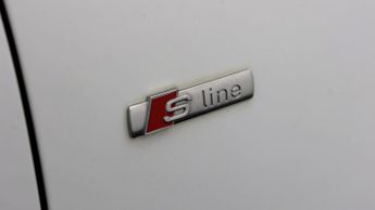 Audi Q3 TFSI S LINE BLACK EDITION