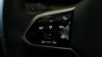 Volkswagen Golf R-LINE TDI DSG