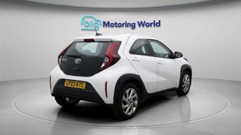 Toyota Aygo X VVT-I PURE