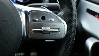 Mercedes-Benz CLA CLA 200 AMG LINE
