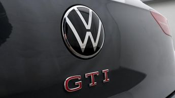 Volkswagen Golf GTI TSI DSG