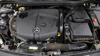 Mercedes-Benz CLA CLA 220 D 4MATIC AMG LINE