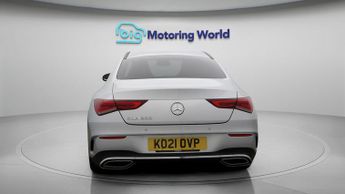 Mercedes-Benz CLA CLA 200 AMG LINE
