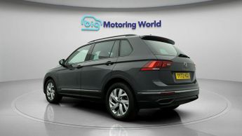 Volkswagen Tiguan LIFE TSI DSG