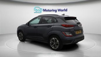 Hyundai KONA PREMIUM