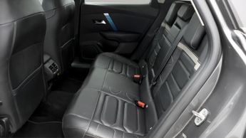 Citroen e-C4 SHINE PLUS