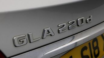 Mercedes-Benz GLA GLA 220 D 4MATIC AMG LINE