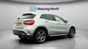 Mercedes-Benz GLA GLA 220 D 4MATIC AMG LINE