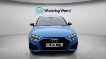 Audi A4 TFSI S LINE BLACK EDITION