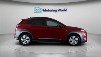 Hyundai KONA PREMIUM SE
