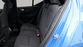 Volvo XC40 RECHARGE PLUS