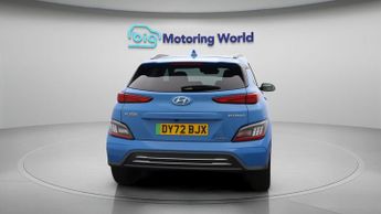 Hyundai KONA PREMIUM