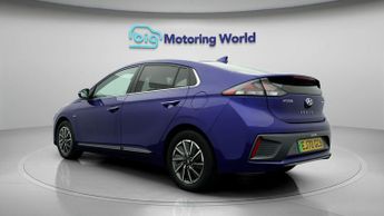 Hyundai IONIQ PREMIUM SE