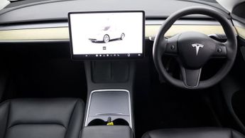 Tesla Model Y BASE