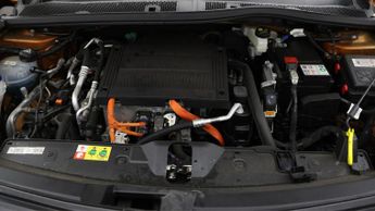 Peugeot E-2008 ALLURE PREMIUM