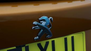 Peugeot E-2008 ALLURE PREMIUM