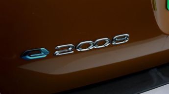 Peugeot E-2008 ALLURE PREMIUM