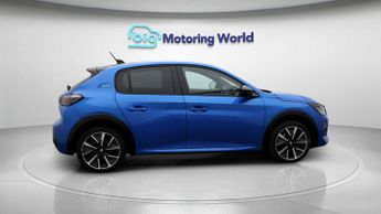 Peugeot E-208 GT PREMIUM