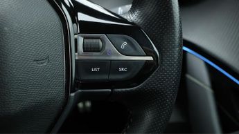 Peugeot E-208 GT PREMIUM