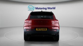 Volvo XC40 RECHARGE T5 R-DESIGN PRO