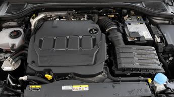 Volkswagen Golf STYLE TDI DSG