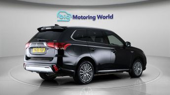 Mitsubishi Outlander PHEV EXCEED