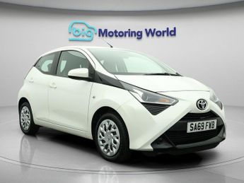 Toyota AYGO VVT-I X-PLAY X-SHIFT