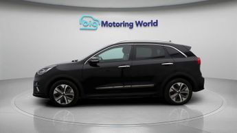 Kia Niro 4 PLUS