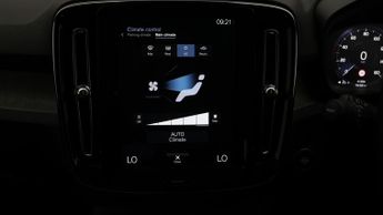 Volvo XC40 B4 INSCRIPTION