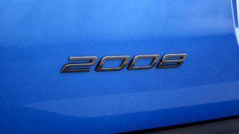 Peugeot 2008 PURETECH EAT8 S/S GT