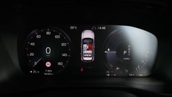 Volvo XC40 RECHARGE T4 R-DESIGN