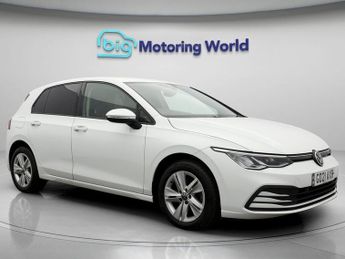 Volkswagen Golf LIFE TSI