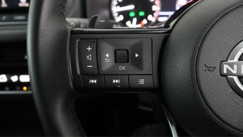 Nissan Qashqai DIG-T ACENTA PREMIUM DCT
